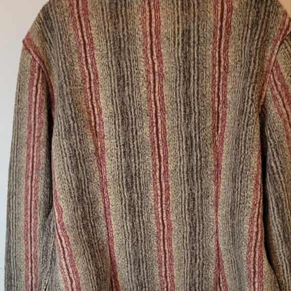 Tsunami Jacket Made in Canada Size XL - Picture 7 of 9